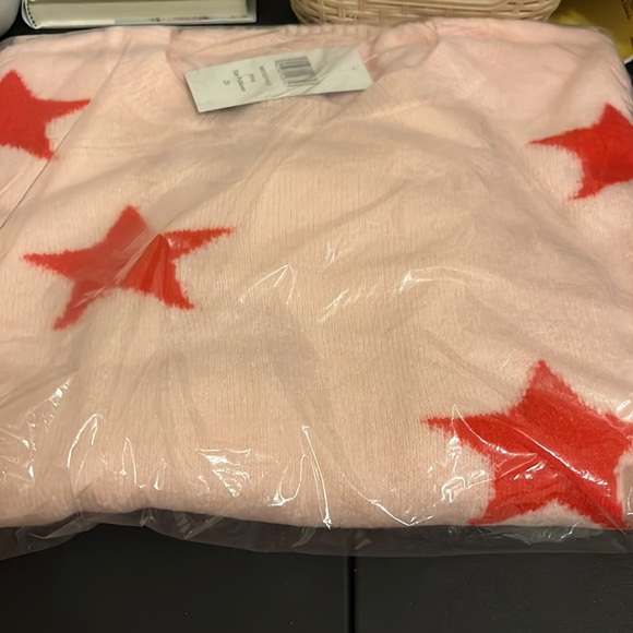 Heart N' Crush Women's Plus Size Star Print Crewneck Pullover Sweater - Picture 8 of 10